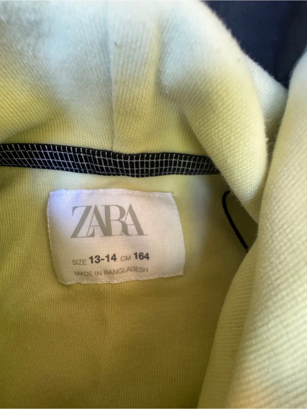Zara's  Lightweight Pull overYellow Hoodie with Contrast Hood Black, Boys 13-14